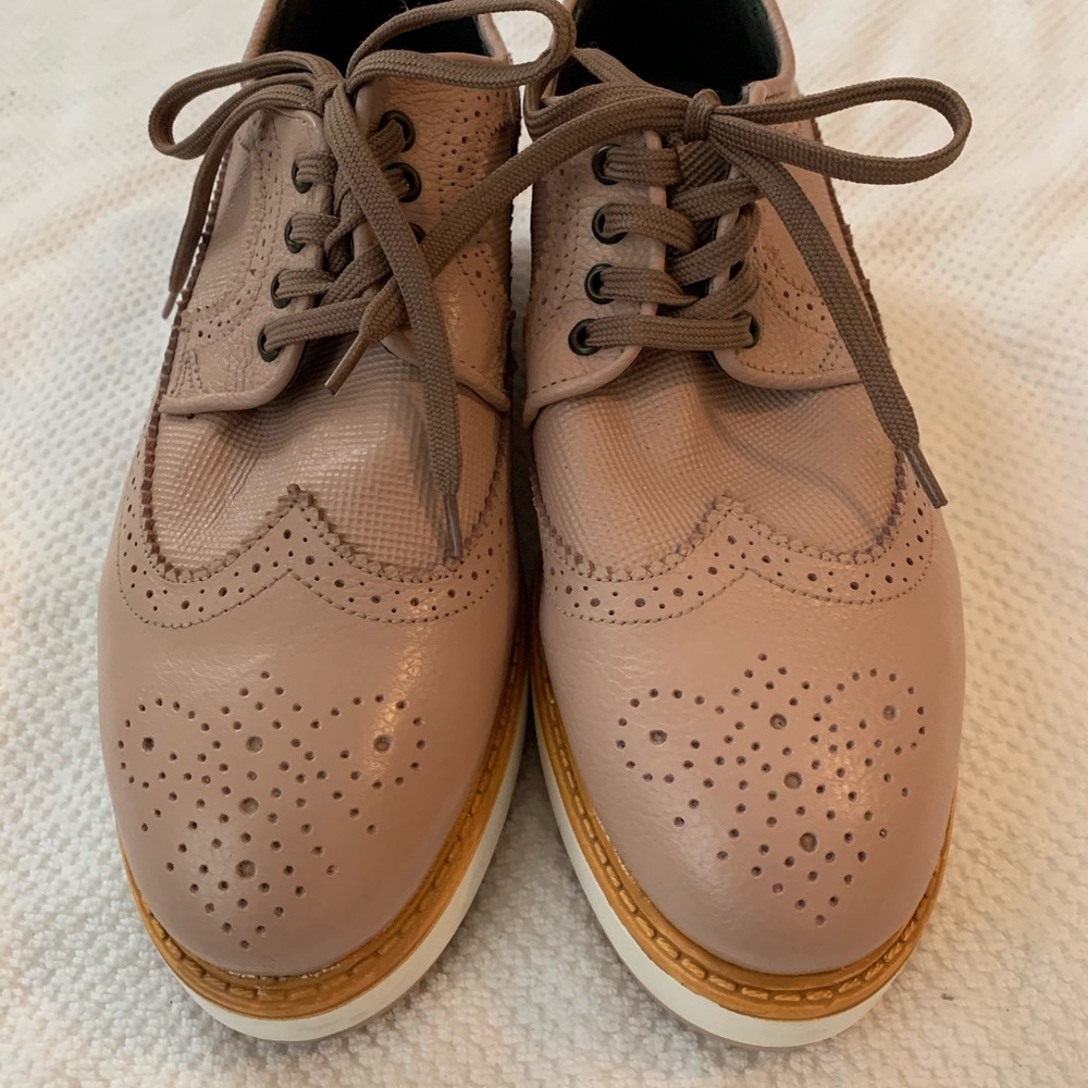 Platform leather shoes Light pink